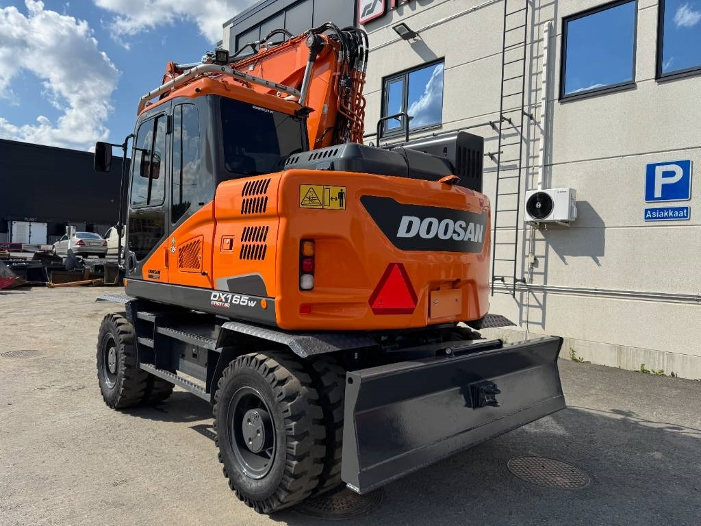 Doosan DX165W-5 PYÖRITTÄJÄLLÄ - Hjulgravemaskine: billede 3 Doosan DX165W-5 PYÖRITTÄJÄLLÄ - Hjulgravemaskine: billede 3