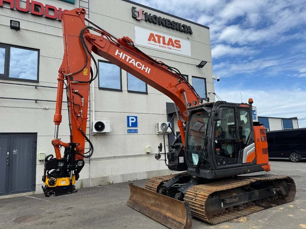 Hitachi ZX135USBL-7 PYÖRITTÄJÄLLÄ - Bæltegravemaskine: billede 2 Hitachi ZX135USBL-7 PYÖRITTÄJÄLLÄ - Bæltegravemaskine: billede 2