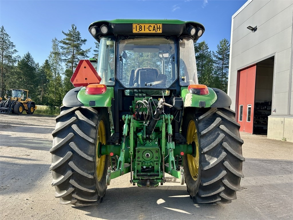 John Deere 5100M ETUKUORMAAJALLA - Traktor: billede 4 John Deere 5100M ETUKUORMAAJALLA - Traktor: billede 4