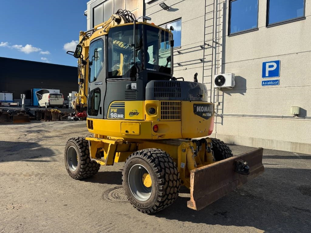 Komatsu PW 98 MR-6 - Hjulgravemaskine: billede 3 Komatsu PW 98 MR-6 - Hjulgravemaskine: billede 3