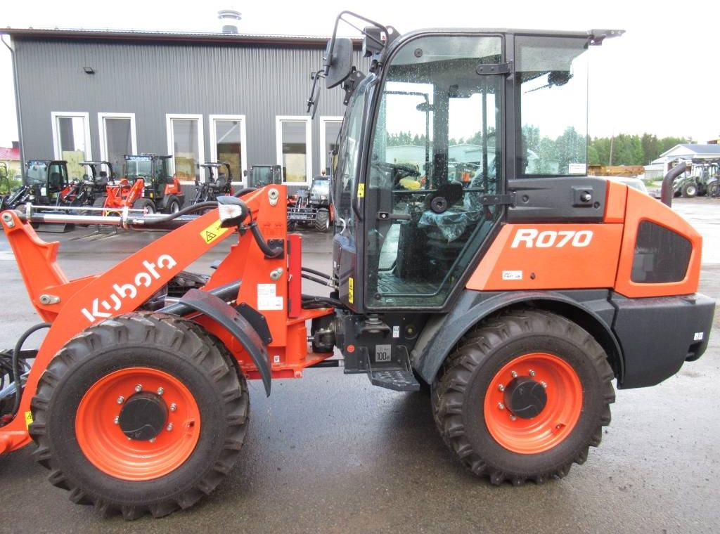 Kubota R070W UUTUUSMALLI - Gummihjulslæsser: billede 2 Kubota R070W UUTUUSMALLI - Gummihjulslæsser: billede 2