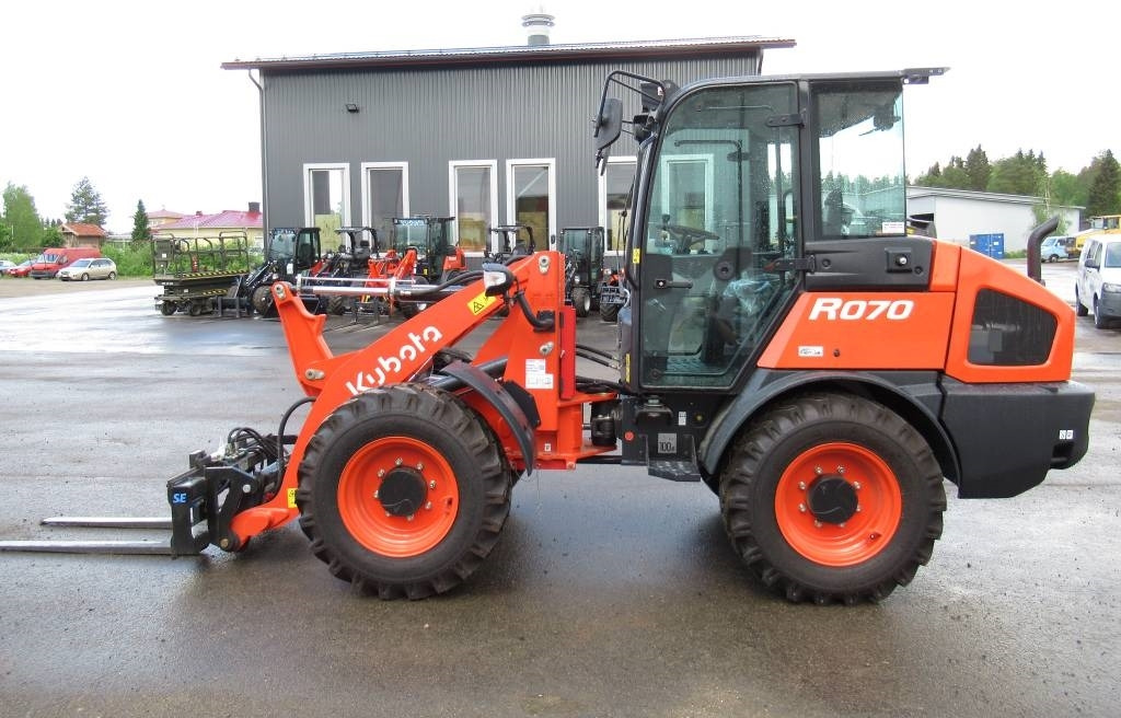 Kubota R070W UUTUUSMALLI - Gummihjulslæsser: billede 1 Kubota R070W UUTUUSMALLI - Gummihjulslæsser: billede 1