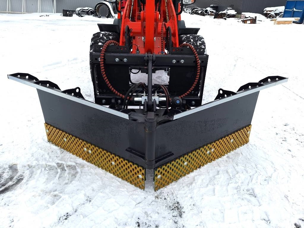 Leje en Kubota R090 TALVIPAKETILLA  Kubota R090 TALVIPAKETILLA: billede 9