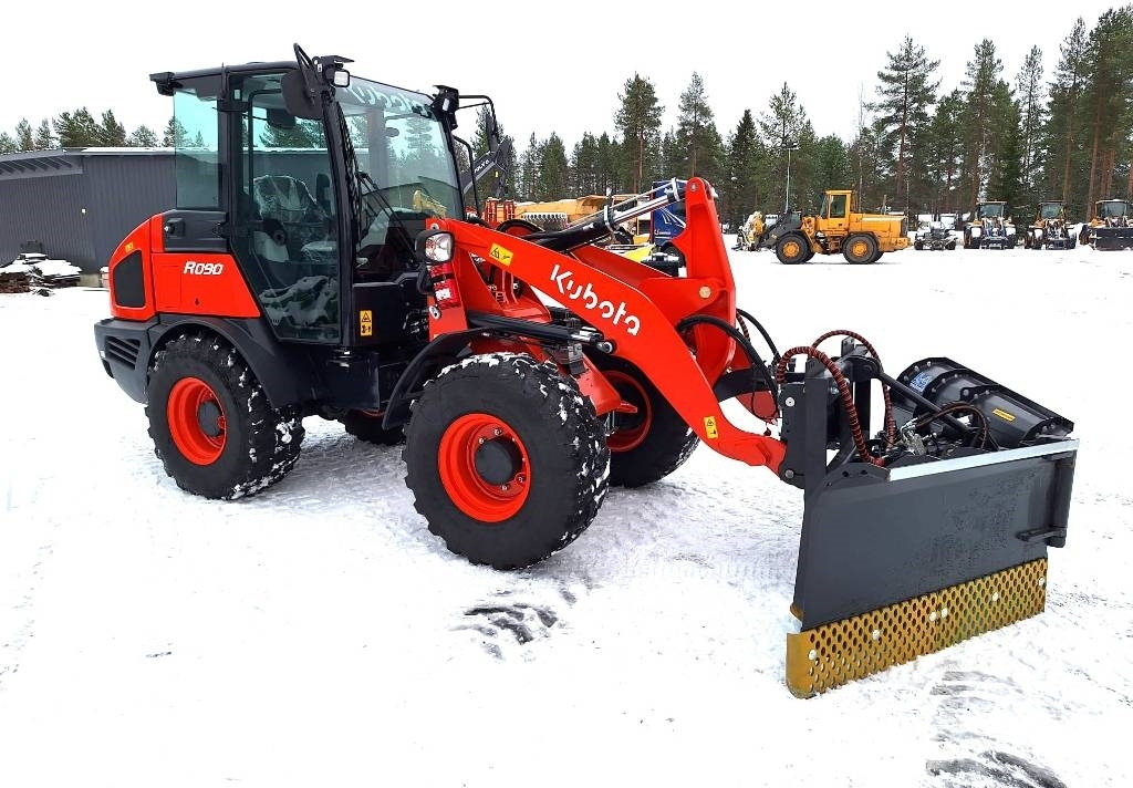 Leje en Kubota R090 TALVIPAKETILLA  Kubota R090 TALVIPAKETILLA: billede 7