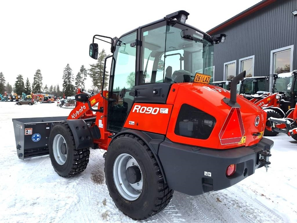 Kubota R090 VALMIINA TÖIHIN - Gummihjulslæsser: billede 4 Kubota R090 VALMIINA TÖIHIN - Gummihjulslæsser: billede 4