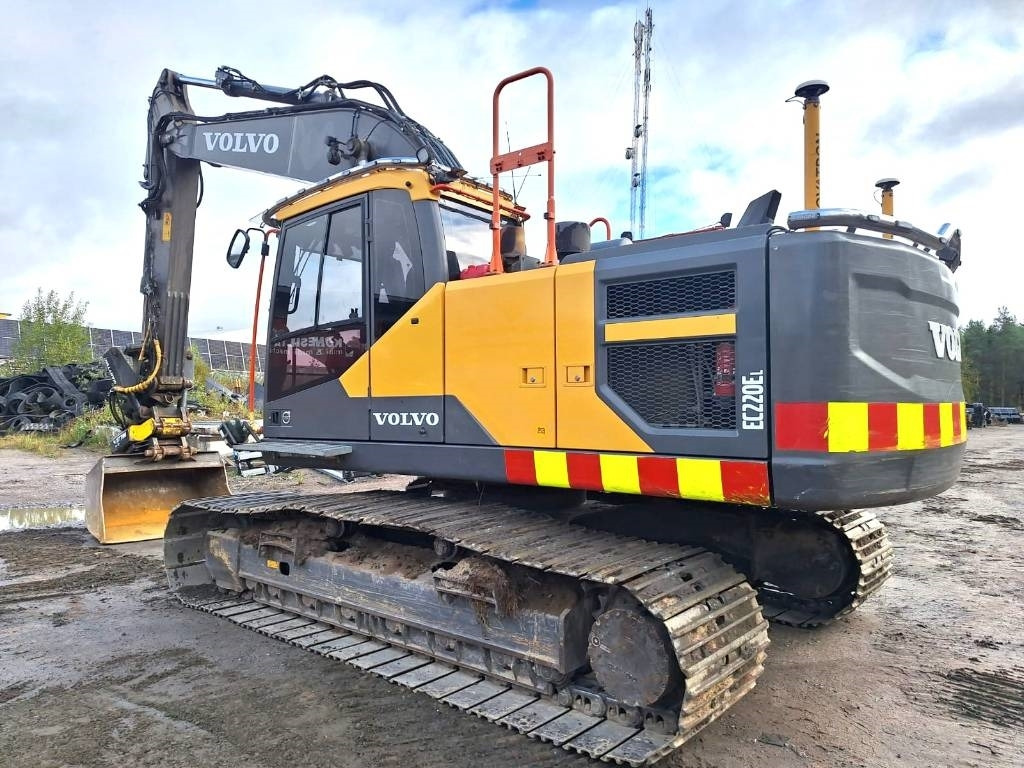 Volvo EC220EL HUIPPUVARUSTEILLA - Bæltegravemaskine: billede 2 Volvo EC220EL HUIPPUVARUSTEILLA - Bæltegravemaskine: billede 2