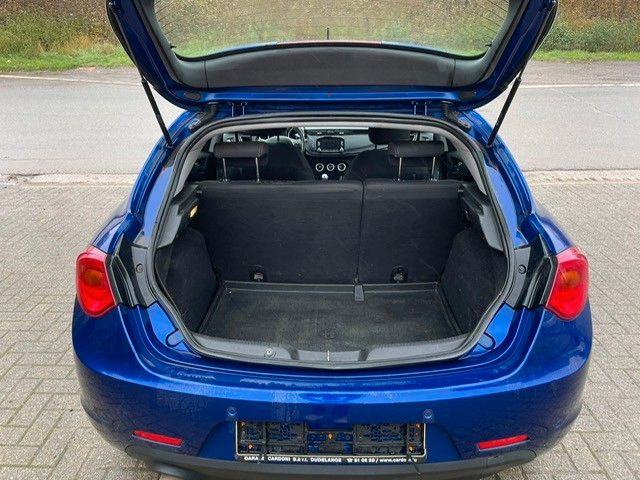 Alfa Romeo Giulietta Basis. Klima. Navi. Tempomat. - Stationcar: billede 5 Alfa Romeo Giulietta Basis. Klima. Navi. Tempomat. - Stationcar: billede 5