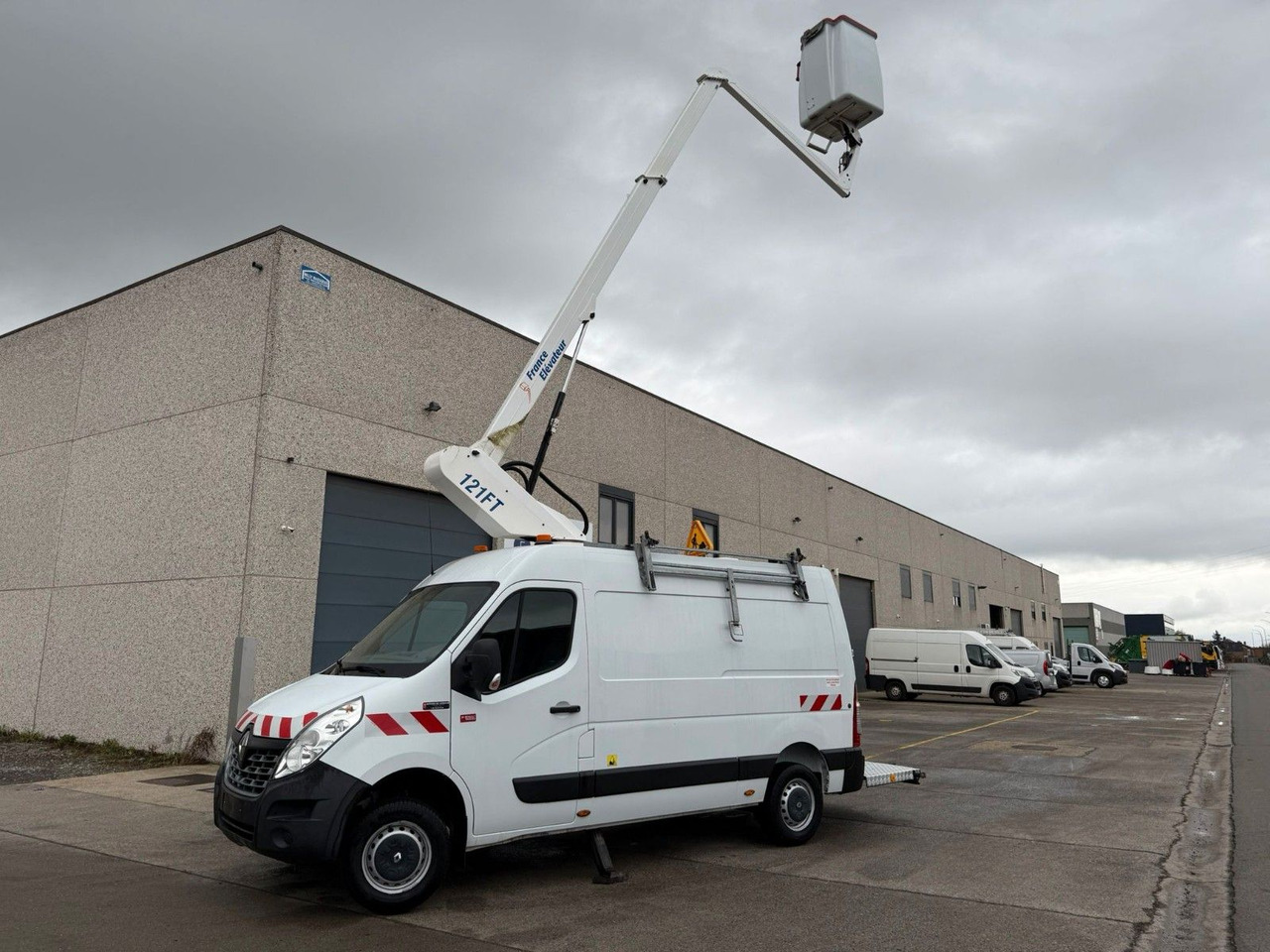 Renault Master. France Elévateur 12m. Klima. Kamera. - Lastbil med mandskabslift: billede 1 Renault Master. France Elévateur 12m. Klima. Kamera. - Lastbil med mandskabslift: billede 1