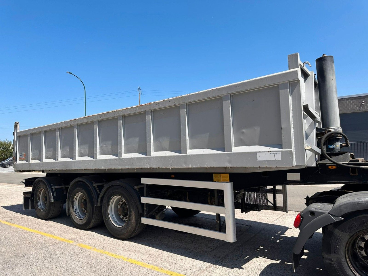 Turbo's Hoet Kipper. 3 Achsen. - Tipvogn sættevogn: billede 1 Turbo's Hoet Kipper. 3 Achsen. - Tipvogn sættevogn: billede 1