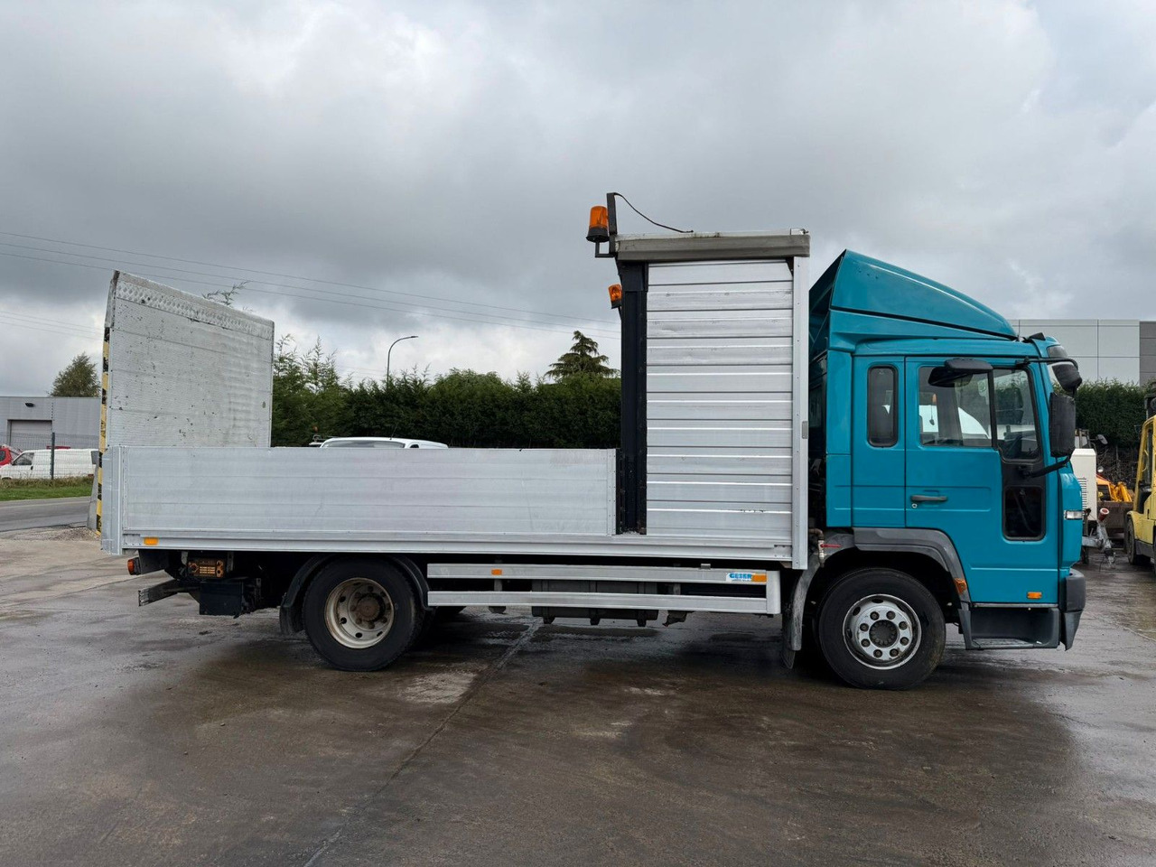 Volvo FL6-250. ALU Pritsche 5.00m. LBW. Klima. - Lastbil med lad: billede 2 Volvo FL6-250. ALU Pritsche 5.00m. LBW. Klima. - Lastbil med lad: billede 2
