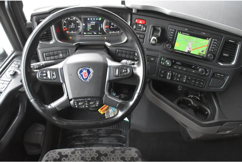 Scania S500 NGS 6x2*4 - HOOKLIFT - RETARDER - 477 TKM - PARK. AIRCO - WHEELBASE: 475 CM - PTO - EXCELLENT CONDITION - - Lastbil kroghejs: billede 5 Scania S500 NGS 6x2*4 - HOOKLIFT - RETARDER - 477 TKM - PARK. AIRCO - WHEELBASE: 475 CM - PTO - EXCELLENT CONDITION - - Lastbil kroghejs: billede 5