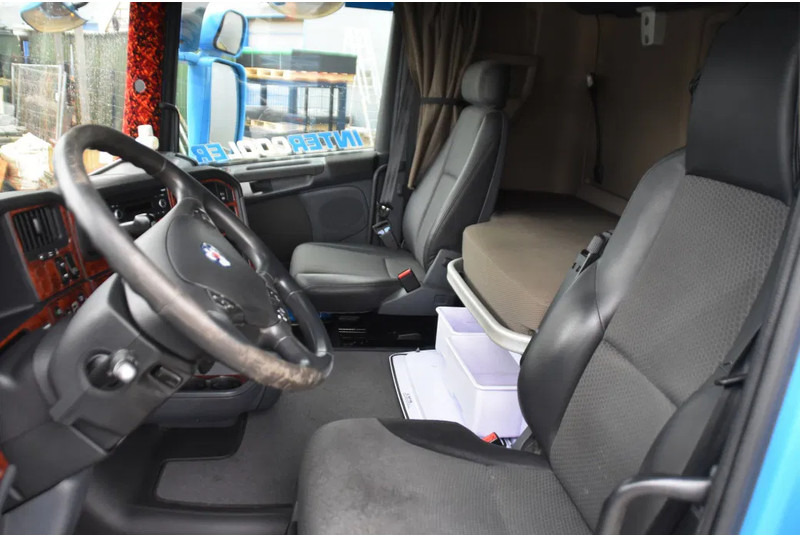 Scania R450 HL 6x2/4MNB - SCR ONLY - ADR FL - 778 TKM - RETARDER - FULL AIR - SLIDING FIFTH WHEEL - TOP CONDITION - - Trækker: billede 5 Scania R450 HL 6x2/4MNB - SCR ONLY - ADR FL - 778 TKM - RETARDER - FULL AIR - SLIDING FIFTH WHEEL - TOP CONDITION - - Trækker: billede 5