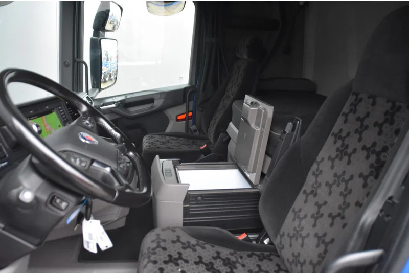 Scania R460 NGS 4x2 - SUPER - RETARDER - 319 TKM - PARK. AIRCO - ACC - NAVI - 2 x FUEL TANKS - TOP CONDITION - - Trækker: billede 5 Scania R460 NGS 4x2 - SUPER - RETARDER - 319 TKM - PARK. AIRCO - ACC - NAVI - 2 x FUEL TANKS - TOP CONDITION - - Trækker: billede 5