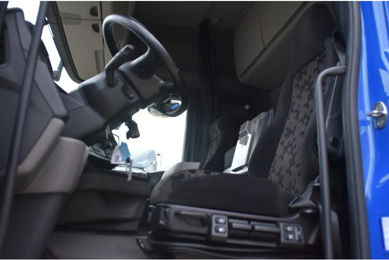 Scania R460 NGS 4x2 - SUPER - RETARDER - 324 TKM - PARK. AIRCO - ACC - NAVI - 2 x FUEL TANKS - TOP CONDITION - - Trækker: billede 4 Scania R460 NGS 4x2 - SUPER - RETARDER - 324 TKM - PARK. AIRCO - ACC - NAVI - 2 x FUEL TANKS - TOP CONDITION - - Trækker: billede 4