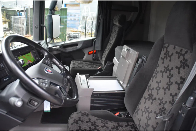Scania R460 NGS 4x2 - SUPER - RETARDER - 325 TKM - PARK. AIRCO - ACC - NAVI - 2 x FUEL TANKS - TOP CONDITION - - Trækker: billede 5 Scania R460 NGS 4x2 - SUPER - RETARDER - 325 TKM - PARK. AIRCO - ACC - NAVI - 2 x FUEL TANKS - TOP CONDITION - - Trækker: billede 5
