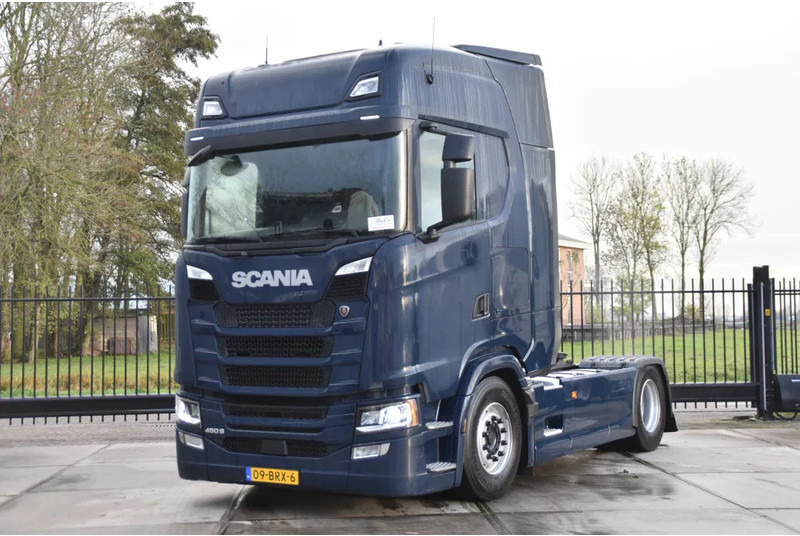 Scania S450 NGS 4x2NB - FULL AIR - 651 TKM - RETARDER - PARK. AIRCO - NAVI - 2 x FUEL TANKS - LED - - Trækker: billede 2 Scania S450 NGS 4x2NB - FULL AIR - 651 TKM - RETARDER - PARK. AIRCO - NAVI - 2 x FUEL TANKS - LED - - Trækker: billede 2