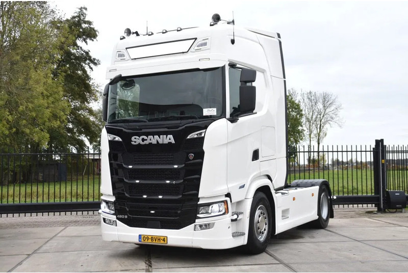 Scania S460 NGS 4x2NB - ONLY 108 TKM - FULL AIR - PARK. AIRCO - LEATHER SEATS - 2 x FUEL TANKS - LED LIGHTS - EXCELLENT CONDITION - - Trækker: billede 2 Scania S460 NGS 4x2NB - ONLY 108 TKM - FULL AIR - PARK. AIRCO - LEATHER SEATS - 2 x FUEL TANKS - LED LIGHTS - EXCELLENT CONDITION - - Trækker: billede 2