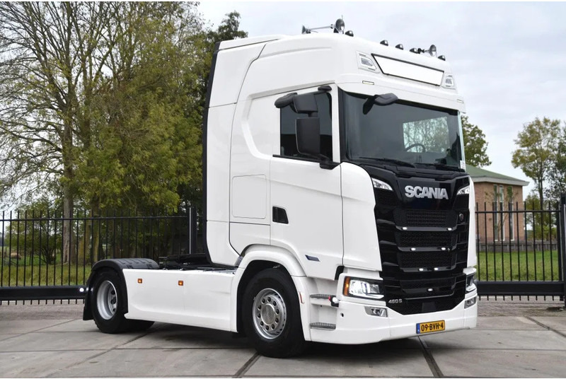 Scania S460 NGS 4x2NB - ONLY 108 TKM - FULL AIR - PARK. AIRCO - LEATHER SEATS - 2 x FUEL TANKS - LED LIGHTS - EXCELLENT CONDITION - - Trækker: billede 1 Scania S460 NGS 4x2NB - ONLY 108 TKM - FULL AIR - PARK. AIRCO - LEATHER SEATS - 2 x FUEL TANKS - LED LIGHTS - EXCELLENT CONDITION - - Trækker: billede 1