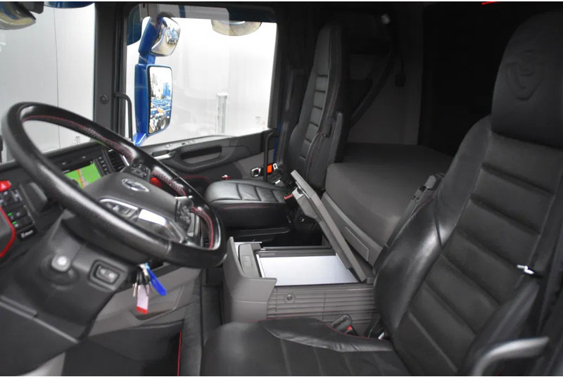 Scania S520 V8 NGS 4x2NB - RETARDER - 691 TKM - FULL AIR - PARK. AIRCO - 2 x FUEL TANKS - LED - PAINTED WHEELS - LIKE NEW ! - Trækker: billede 5 Scania S520 V8 NGS 4x2NB - RETARDER - 691 TKM - FULL AIR - PARK. AIRCO - 2 x FUEL TANKS - LED - PAINTED WHEELS - LIKE NEW ! - Trækker: billede 5