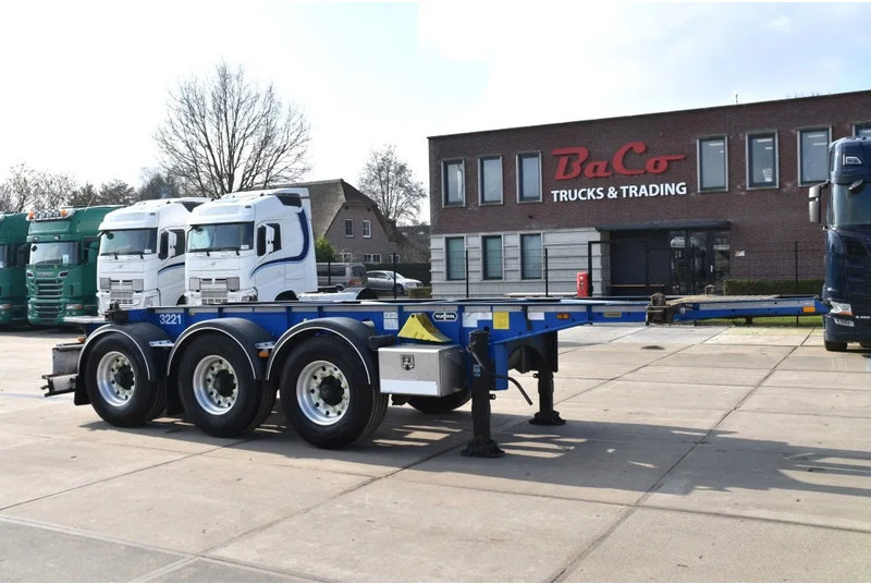 Van Hool A3C002 - ADR FL - 20 FT SWAP - LIFT AXLE - BPW AXLES - DISC BRAKES - 3180 KG EMPTY WEIGHT ! - Containerbil/ Veksellad sættevogn: billede 1 Van Hool A3C002 - ADR FL - 20 FT SWAP - LIFT AXLE - BPW AXLES - DISC BRAKES - 3180 KG EMPTY WEIGHT ! - Containerbil/ Veksellad sættevogn: billede 1