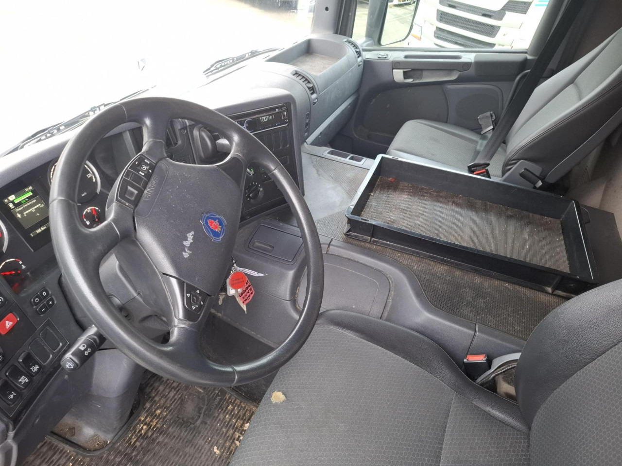 SCANIA SCANIA P250 Fourgon Hayon - Lastbil chassis: billede 3 SCANIA SCANIA P250 Fourgon Hayon - Lastbil chassis: billede 3