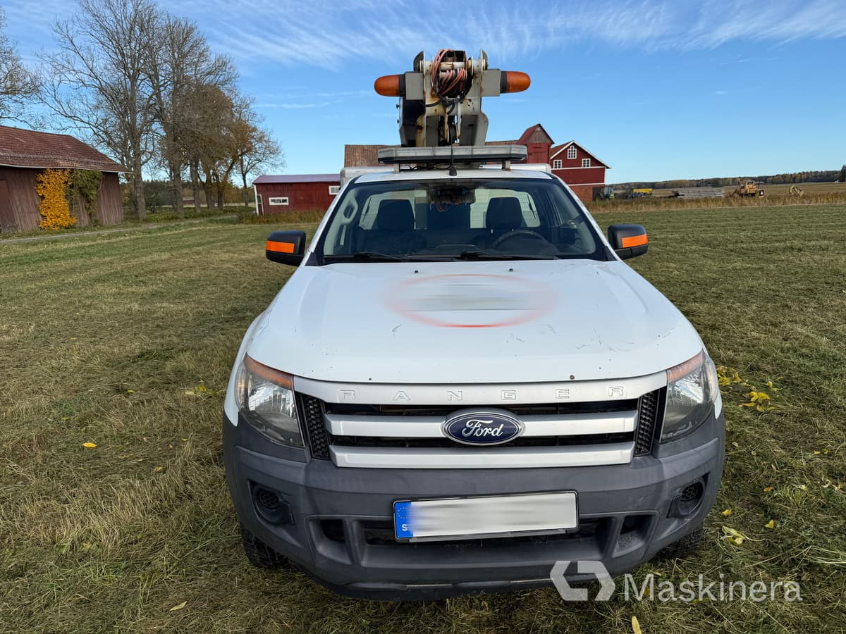 Arbetsbil Ford Ranger med Versalift - Varevogn: billede 2 Arbetsbil Ford Ranger med Versalift - Varevogn: billede 2