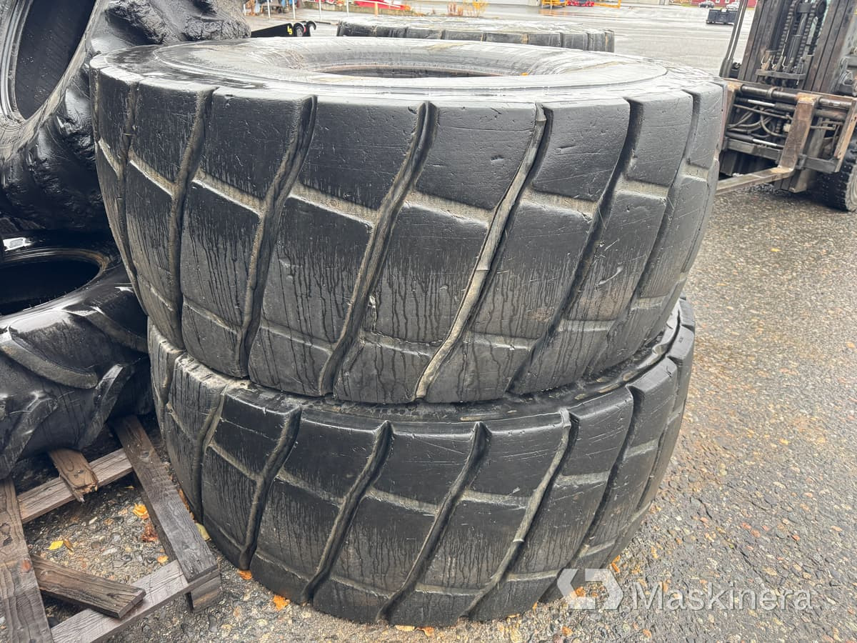 Däck Michelin 26.5R25 Regummerat - Dæk for Entreprenørmaskin: billede 3 Däck Michelin 26.5R25 Regummerat - Dæk for Entreprenørmaskin: billede 3