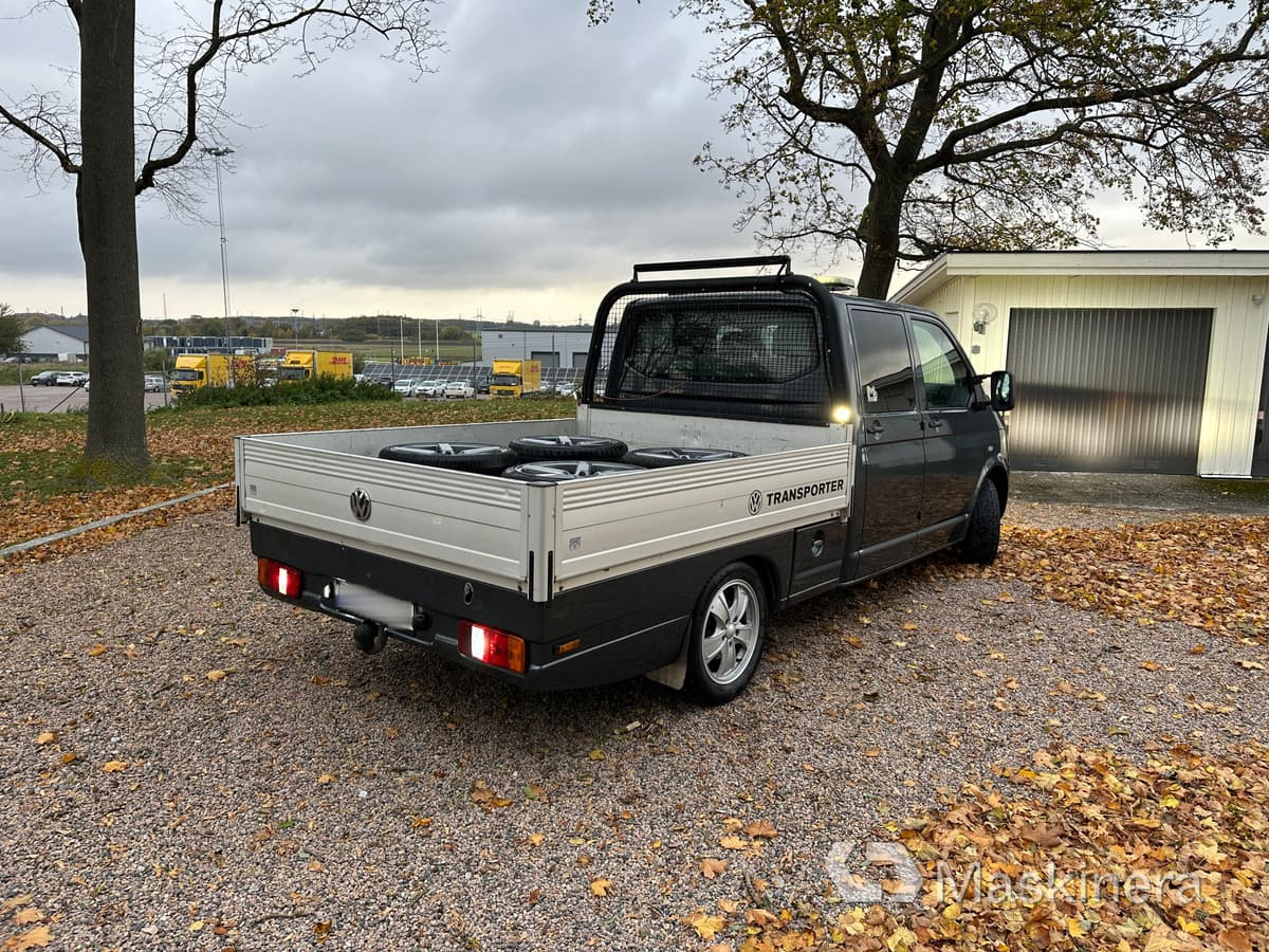 Flakbil Volkswagen Transporter dubbelhytt - Små varebil: billede 5 Flakbil Volkswagen Transporter dubbelhytt - Små varebil: billede 5