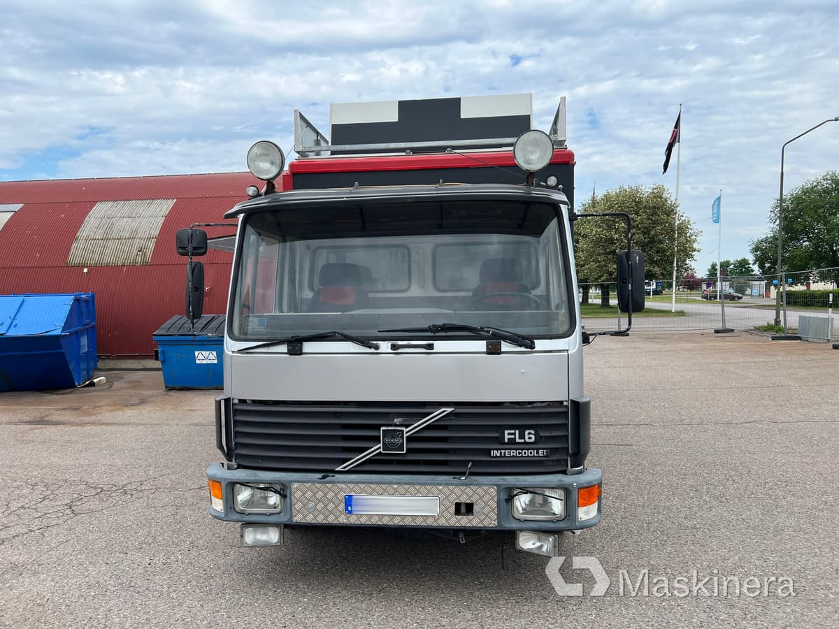Foodtruck Volvo FL611 4X2 - Fødevarer lastbil: billede 2 Foodtruck Volvo FL611 4X2 - Fødevarer lastbil: billede 2