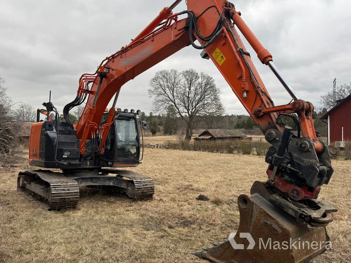 Grävmaskin Hitachi ZX225USLC-5B med redskap - Bæltegravemaskine: billede 3 Grävmaskin Hitachi ZX225USLC-5B med redskap - Bæltegravemaskine: billede 3