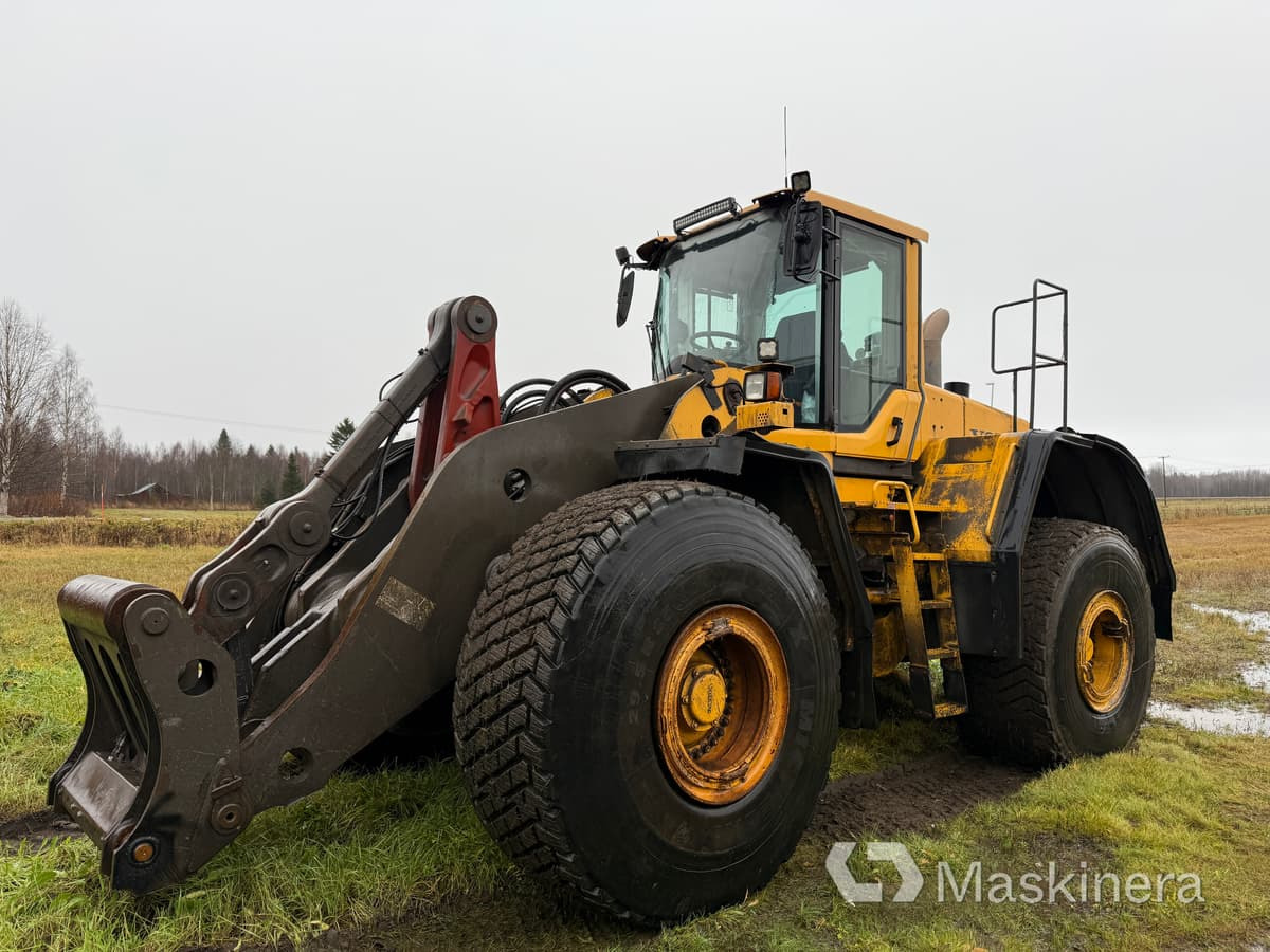 Hjullastare Volvo L220F & Lastarskopa - Gummihjulslæsser: billede 1 Hjullastare Volvo L220F & Lastarskopa - Gummihjulslæsser: billede 1
