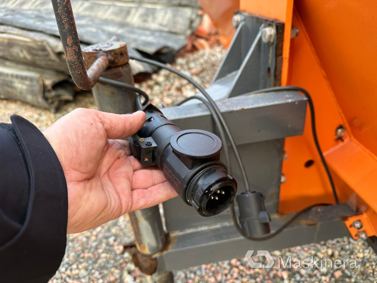 Sand-/ Saltspreder Sandspridare bogserbar Epoke SKE20: billede 40 Sand-/ Saltspreder Sandspridare bogserbar Epoke SKE20: billede 40