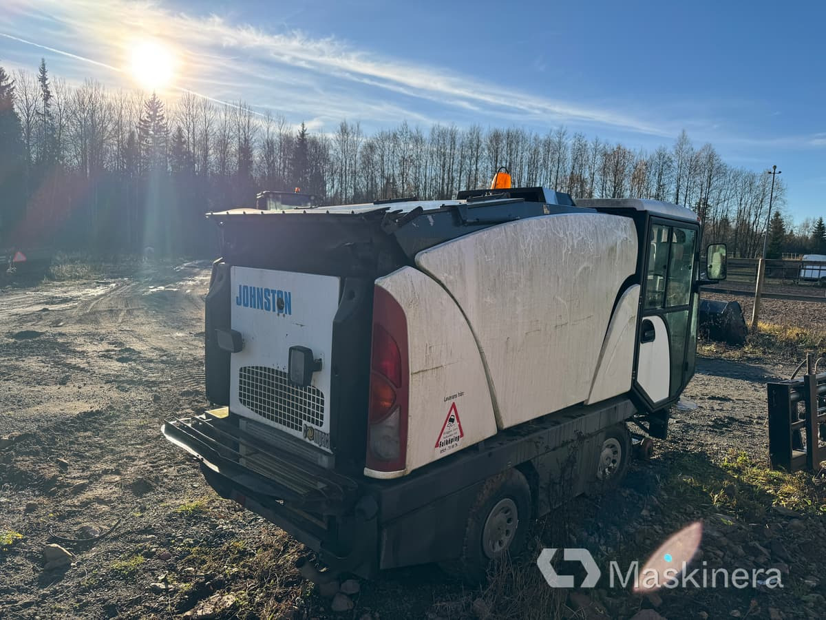 Sopmaskin Johnston Compact 142A 101T (Rep. objekt) - Fejebil: billede 5 Sopmaskin Johnston Compact 142A 101T (Rep. objekt) - Fejebil: billede 5