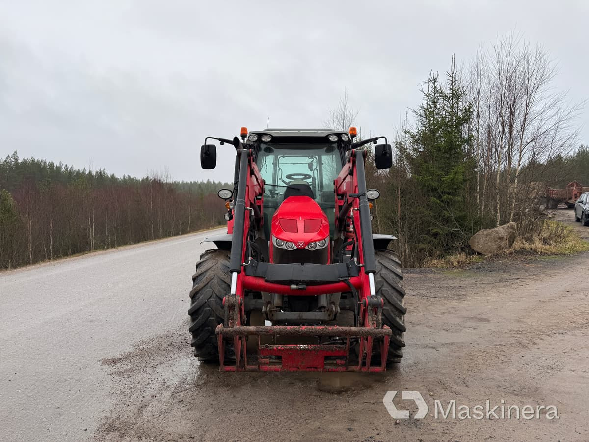 Traktor Massey Ferguson MF 5613 med Frontlastare - Traktor: billede 2 Traktor Massey Ferguson MF 5613 med Frontlastare - Traktor: billede 2