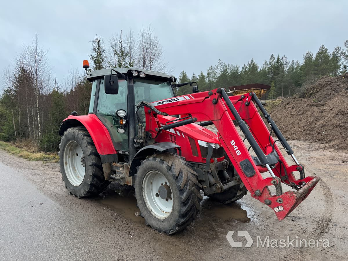 Traktor Massey Ferguson MF 5613 med Frontlastare - Traktor: billede 3 Traktor Massey Ferguson MF 5613 med Frontlastare - Traktor: billede 3