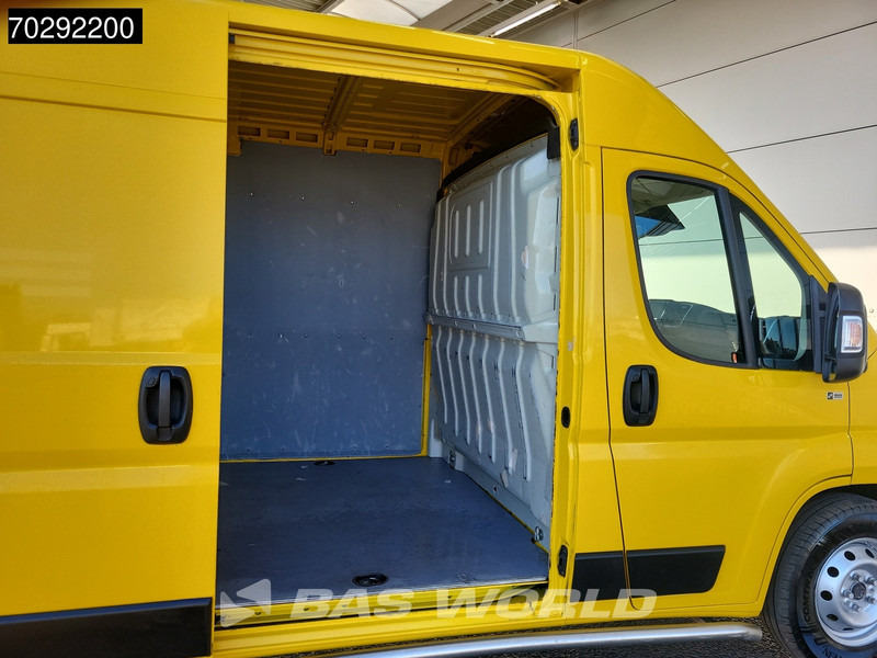 Varevogn Fiat Ducato 140pk Automaat L2H2 Airco Camera Parkeersensoren Uconnect-display APK 04-2026 Euro6 L2 Camper basis 11m3 Airco: billede 7