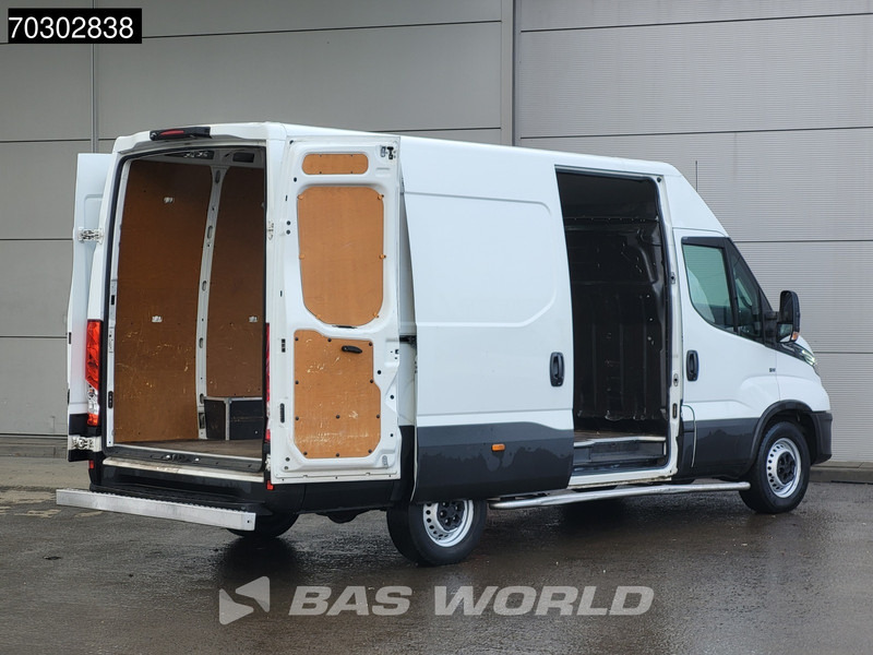 Iveco Daily 35S14 Automaat L2H2 3,5t Trekgewicht ACC LED Navi Airco Camera Parkeersensoren APK 09-2026 L2 Airco - Varevogn: billede 3 Iveco Daily 35S14 Automaat L2H2 3,5t Trekgewicht ACC LED Navi Airco Camera Parkeersensoren APK 09-2026 L2 Airco - Varevogn: billede 3