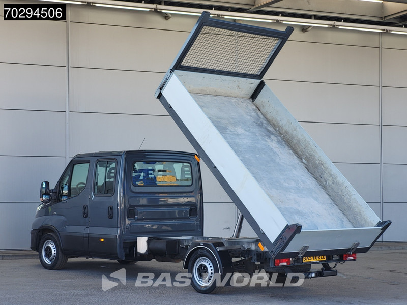 Iveco Daily 35S18 3.0L Automaat Kipper Dubbel Cabine 180PK 3,5t Trekhaak LED Airco Cruise Euro6 Kieper Tipper Benne 3m3 Airco Trekhaak Cruis - Ladbil med tip: billede 2 Iveco Daily 35S18 3.0L Automaat Kipper Dubbel Cabine 180PK 3,5t Trekhaak LED Airco Cruise Euro6 Kieper Tipper Benne 3m3 Airco Trekhaak Cruis - Ladbil med tip: billede 2