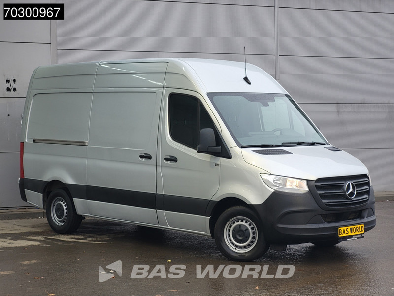 Mercedes-Benz Sprinter 315 CDI Automaat L2H2 150PK Airco Camera Parkeersensoren MBUX CarPlay Euro6 L2 Airco - Små varebil: billede 3 Mercedes-Benz Sprinter 315 CDI Automaat L2H2 150PK Airco Camera Parkeersensoren MBUX CarPlay Euro6 L2 Airco - Små varebil: billede 3