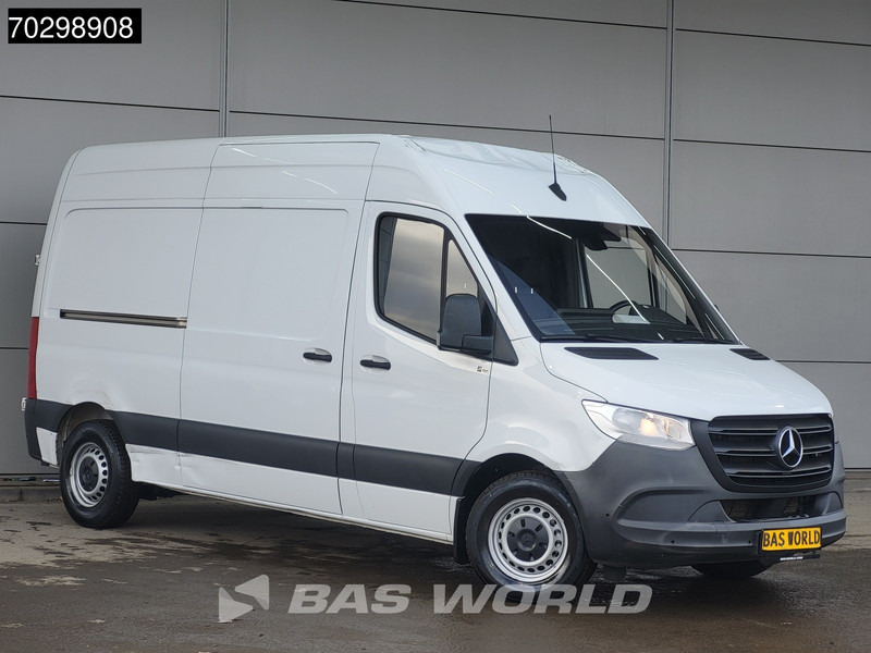 Mercedes-Benz Sprinter 315 CDI Automaat L2H2 150PK Trekhaak ACC Airco Camera Parkeersensoren v+a MBUX CarPlay Euro6 L2 Airco Trekhaak - Varevogn: billede 3 Mercedes-Benz Sprinter 315 CDI Automaat L2H2 150PK Trekhaak ACC Airco Camera Parkeersensoren v+a MBUX CarPlay Euro6 L2 Airco Trekhaak - Varevogn: billede 3