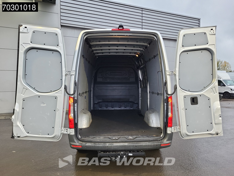 Mercedes-Benz Sprinter 315 CDI Special Edition Automaat L2H2 Trekhaak 150PK Airco Camera Parkeersensoren MBUX CarPlay Euro6 L2 12m3 Airco - Små varebil: billede 3 Mercedes-Benz Sprinter 315 CDI Special Edition Automaat L2H2 Trekhaak 150PK Airco Camera Parkeersensoren MBUX CarPlay Euro6 L2 12m3 Airco - Små varebil: billede 3