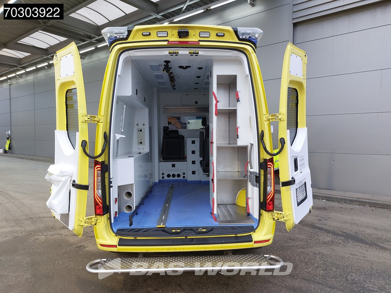 Mercedes-Benz Sprinter 319 CDI 3.0L V6 Ambulance 190PK L2H2 LED Airco Cruise Camera MBUX CarPlay Euro6 Krankenwagen Rettungswagen L2 8m3 Airco Cruise c - Ambulance: billede 3 Mercedes-Benz Sprinter 319 CDI 3.0L V6 Ambulance 190PK L2H2 LED Airco Cruise Camera MBUX CarPlay Euro6 Krankenwagen Rettungswagen L2 8m3 Airco Cruise c - Ambulance: billede 3