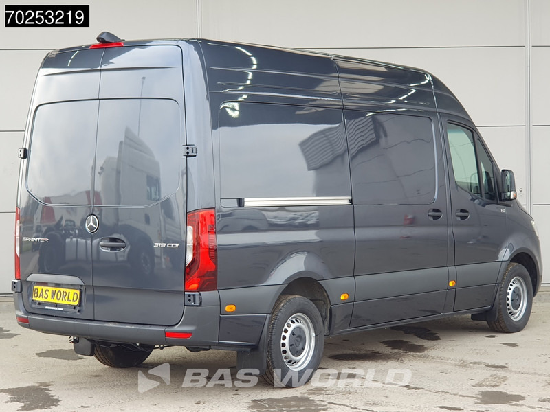 Mercedes-Benz Sprinter 319 CDI Automaat L2H2 model 2025 Camera MBUX LED Airco Cruise 10m3 Airco Cruise control - Varevogn: billede 5 Mercedes-Benz Sprinter 319 CDI Automaat L2H2 model 2025 Camera MBUX LED Airco Cruise 10m3 Airco Cruise control - Varevogn: billede 5