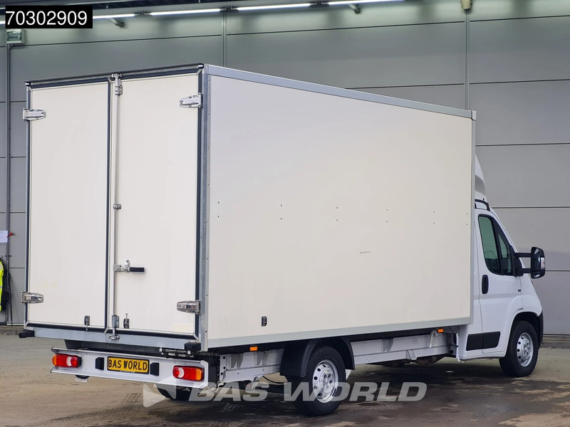 Peugeot Boxer 140pk Bakwagen Achterdeuren Airco Euro6 Meubelbak Koffer Airco - Varebil med kasse: billede 5 Peugeot Boxer 140pk Bakwagen Achterdeuren Airco Euro6 Meubelbak Koffer Airco - Varebil med kasse: billede 5