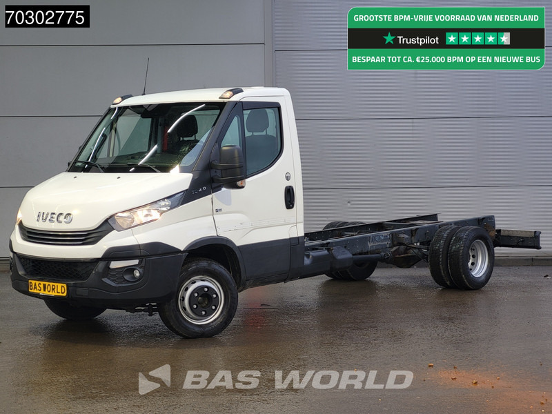 Iveco Daily 70C21 3.0L Automaat Luchtvering 435cm WB 210PK Chassis Cabine Airco Cruise Standkachel Euro6 Chassis Fahrgestell Airco Cruise co - Varebil: billede 1 Iveco Daily 70C21 3.0L Automaat Luchtvering 435cm WB 210PK Chassis Cabine Airco Cruise Standkachel Euro6 Chassis Fahrgestell Airco Cruise co - Varebil: billede 1