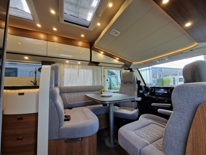 Carthago Carthago C2 Tourer I Mercedes 145 RB-LE - Helintegreret autocamper: billede 4 Carthago Carthago C2 Tourer I Mercedes 145 RB-LE - Helintegreret autocamper: billede 4