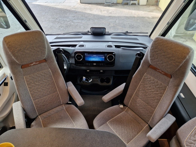 Carthago Carthago C2 Tourer I Mercedes 145 RB-LE - Helintegreret autocamper: billede 5 Carthago Carthago C2 Tourer I Mercedes 145 RB-LE - Helintegreret autocamper: billede 5