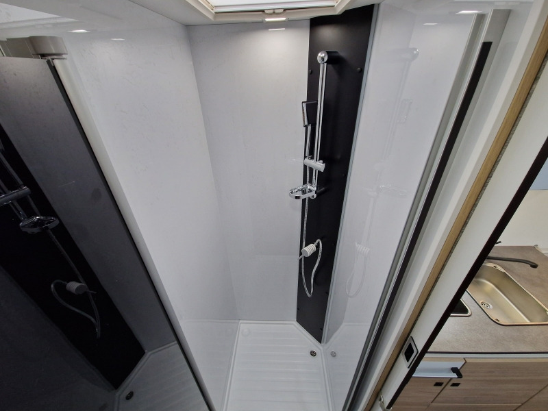 Chausson 640 First Line Ford - Delintegreret autocamper: billede 4 Chausson 640 First Line Ford - Delintegreret autocamper: billede 4