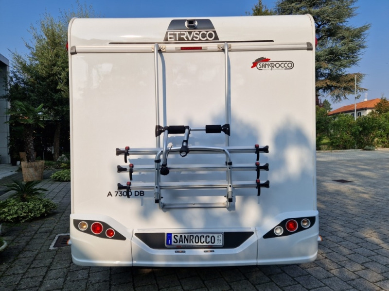 Etrusco A 7300 DB - Autocamper med alkove: billede 5 Etrusco A 7300 DB - Autocamper med alkove: billede 5