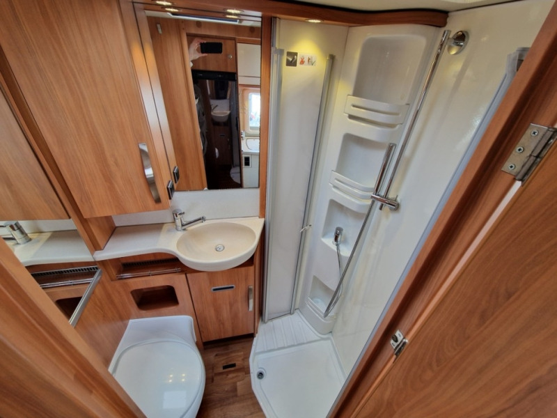 Delintegreret autocamper Hymer MLT 580: billede 12